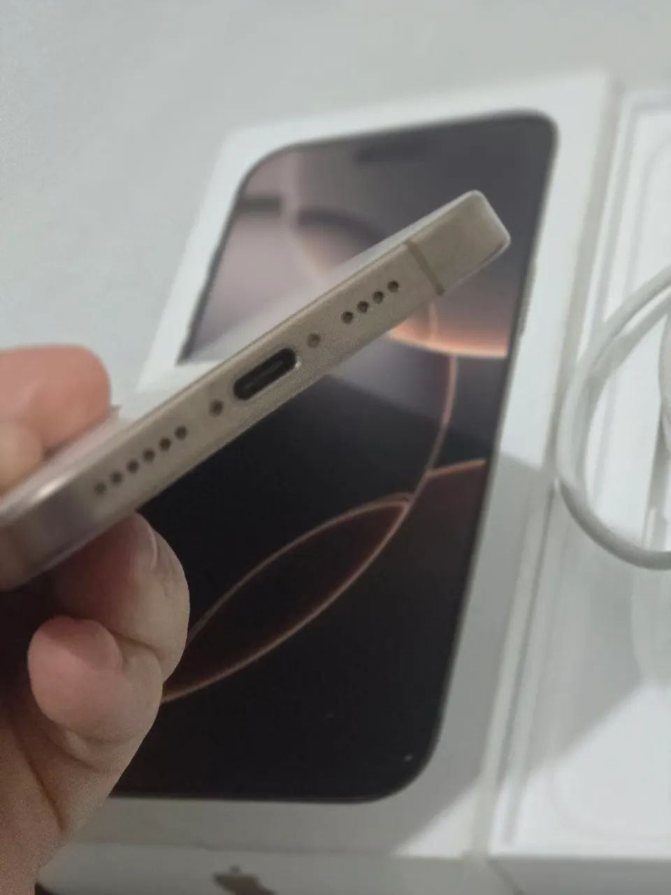 IPhone 16 pro Max 256 - Foto 4