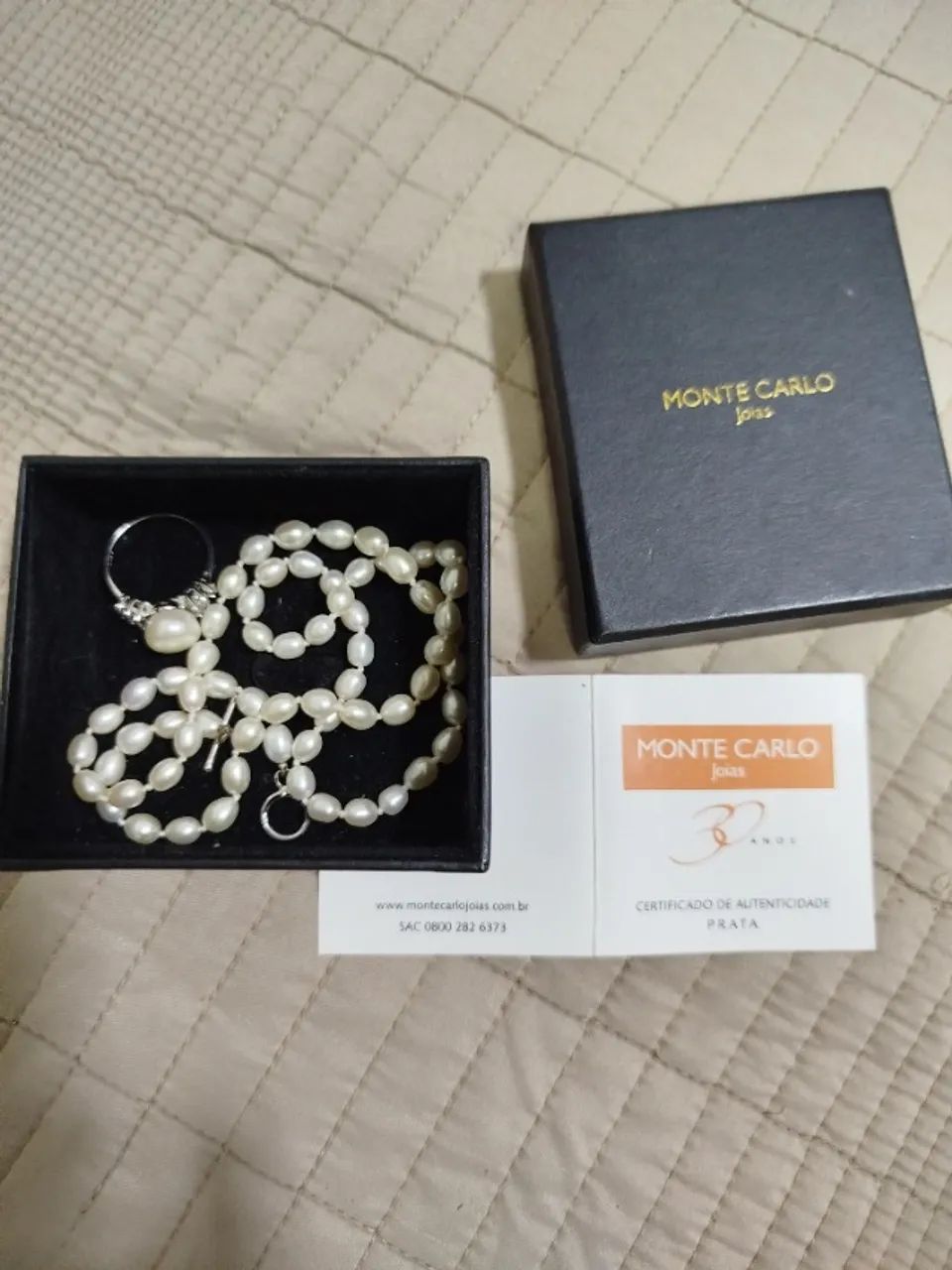 Conjunto de calar e anel pérolas monte Carlo