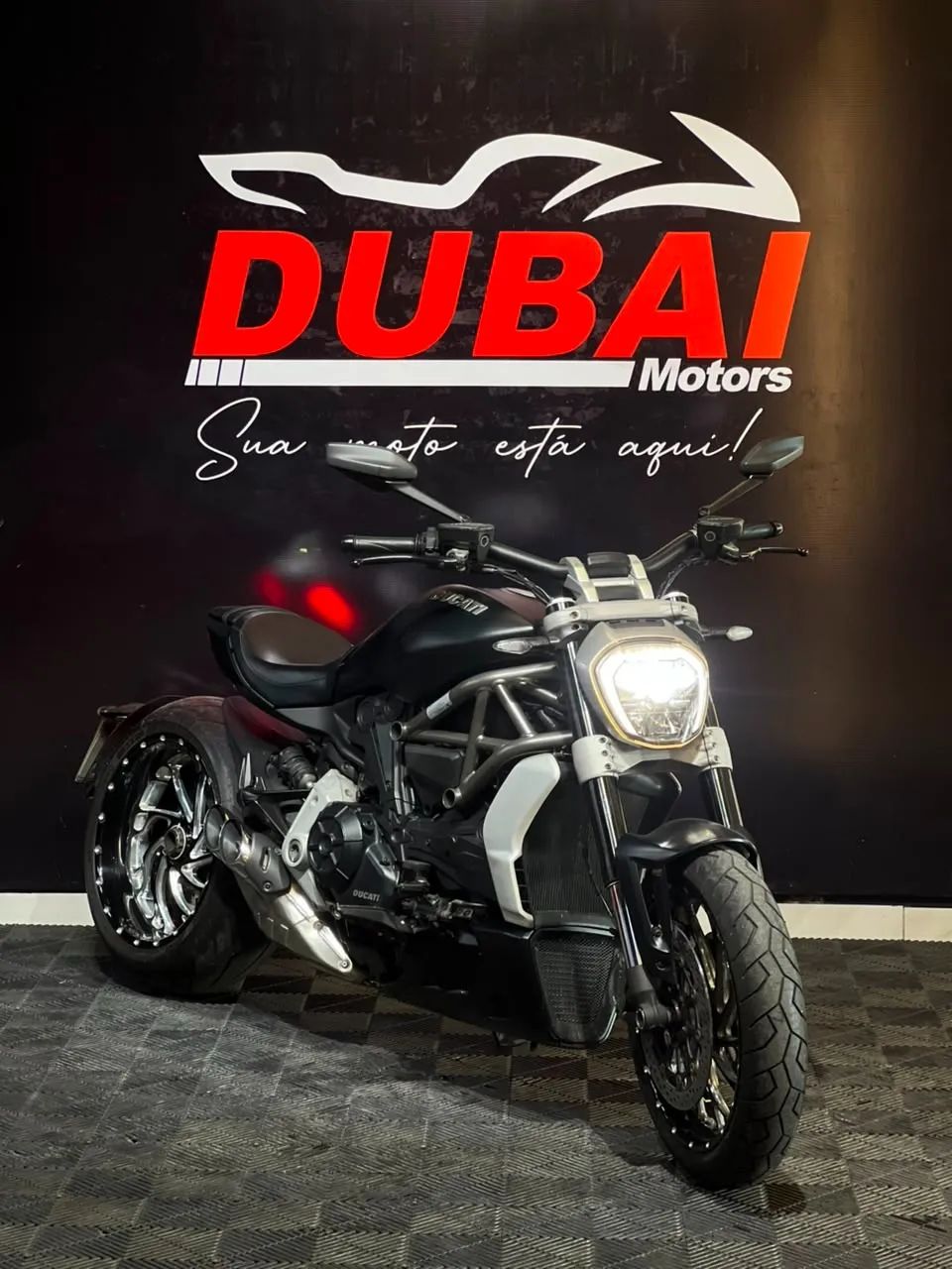 Ducati XDIAVEL 1262 - Foto 2