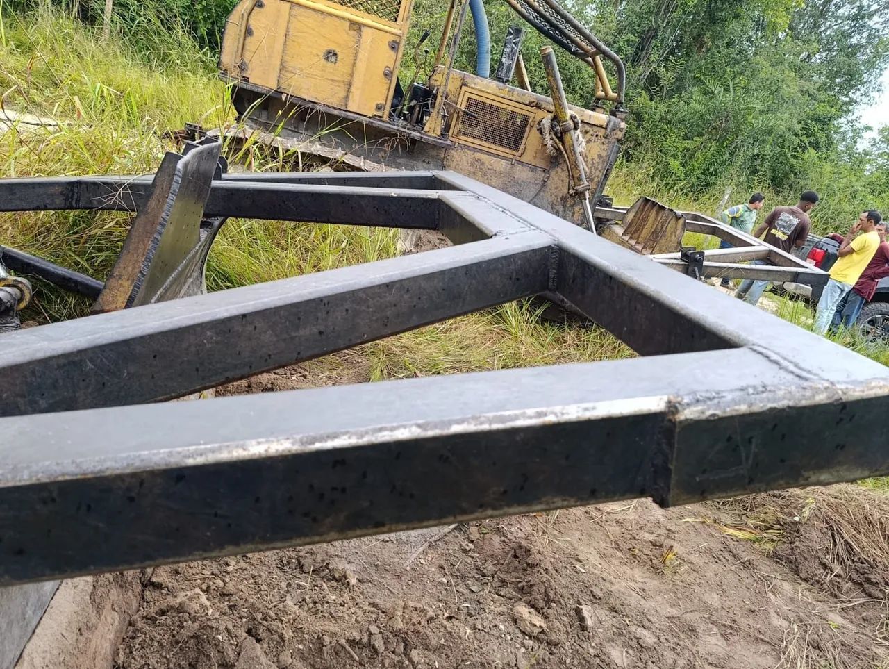 Vendo trator esteira D50  - Foto 2