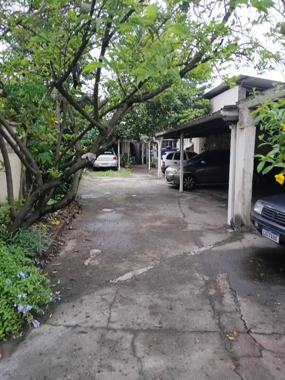 ALUGO GARAGEM EM GUADALUPE 