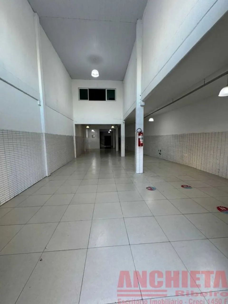 Alugo ótimo galpão para loja com 300m2 próximo a Epitácio Pessoa - Foto 3