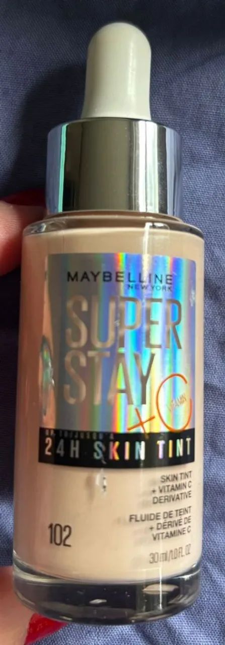 Base fluída Maybelline #102