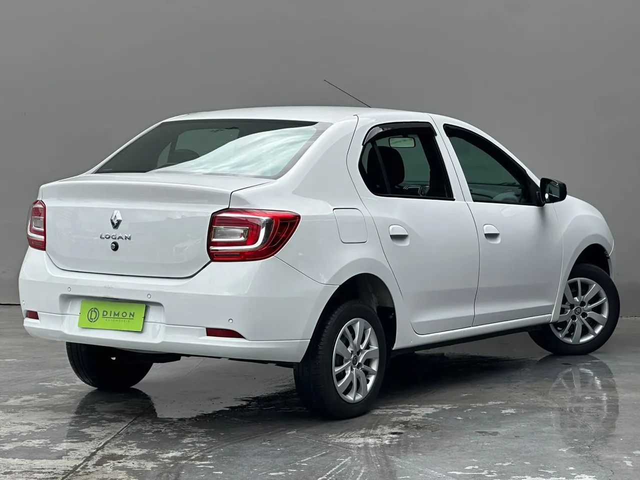 Renault Logan Zen Flex 1.0 12V 4P Mec. 2023 - Foto 4