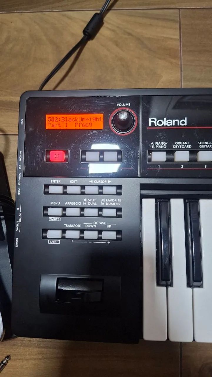Teclado Sintetizador XPS-10 + Timbres Nord e Bag - Instrumentos