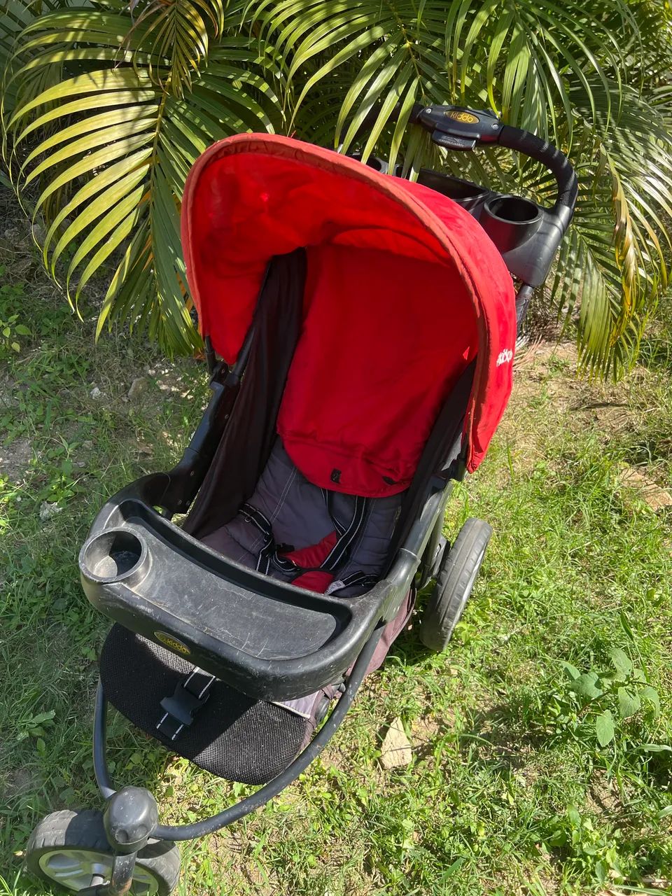 carrinho de bebê é um Kiddo Fox Race Sport - Foto 2