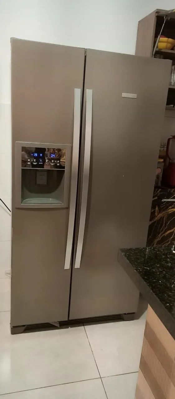 Vendo geladeira