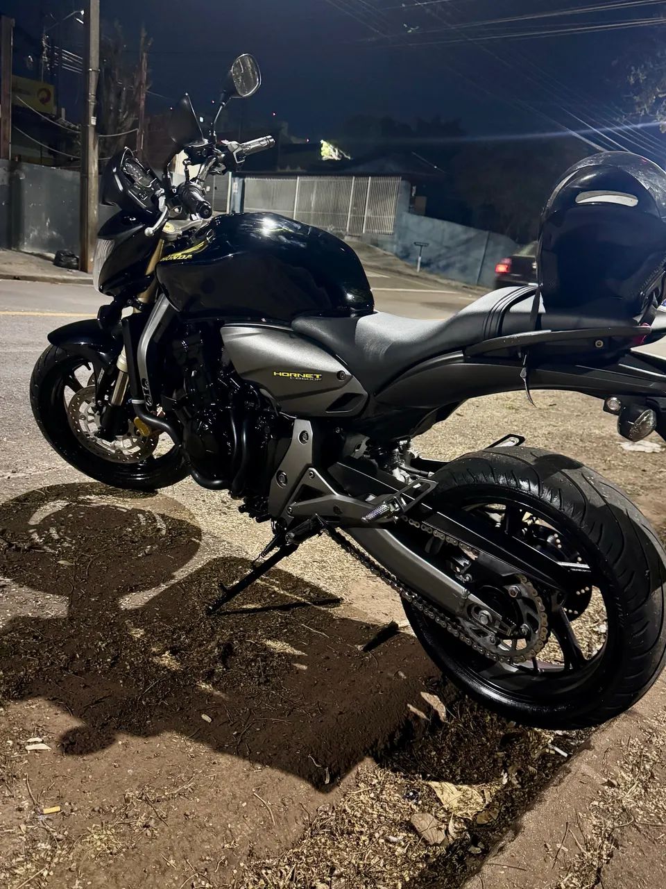Hornet 600