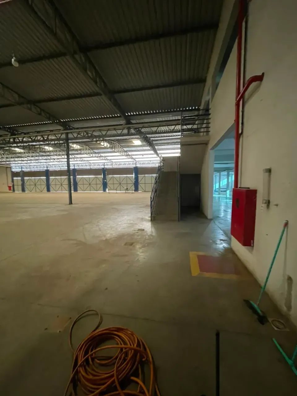 Galpão 3800m2 - 08 Docas - Próximo Ceasa - Logístico e Industrial - Foto 5