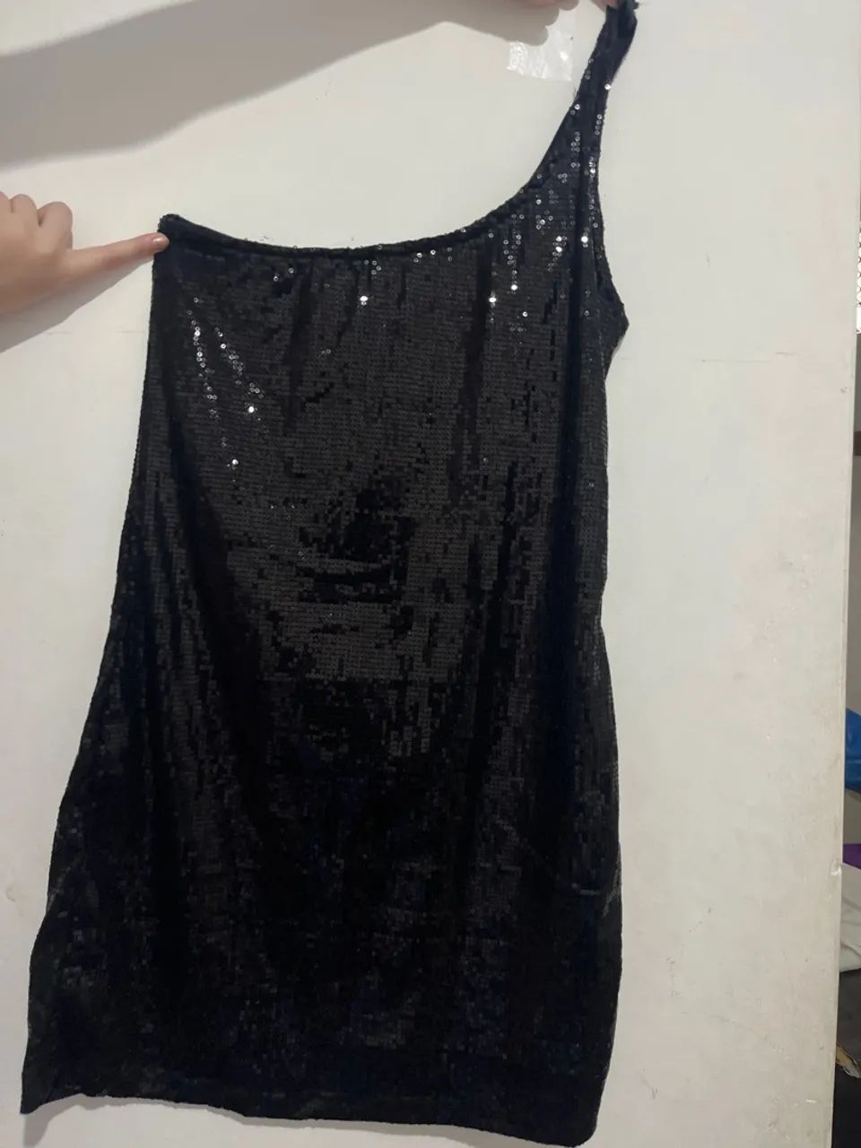 Vestido preto de paitê