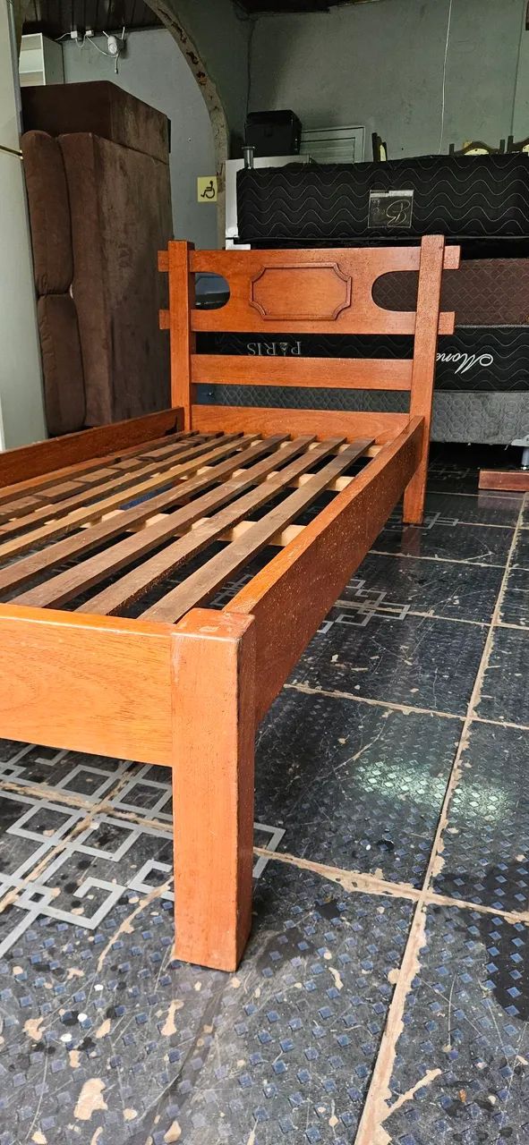 cama solteiro madeira maciça bem reforçada ENTREGA GRÁTIS  - Foto 2