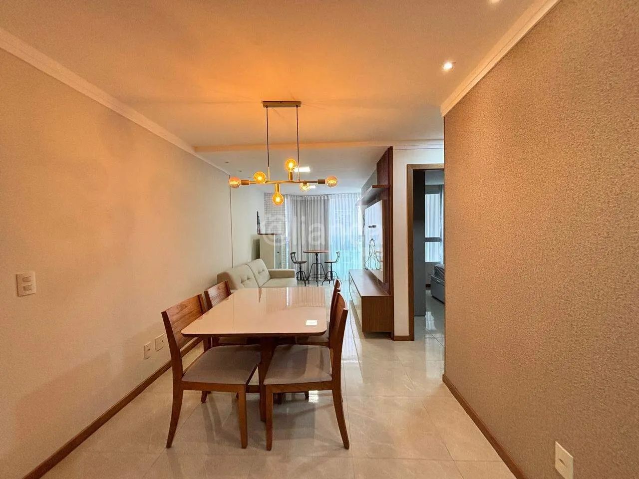 EXCELENTE 2 QUARTOS, MOBILIADO, PRAIA DE ITAPUÃ, VILA VELHA. - Foto 5