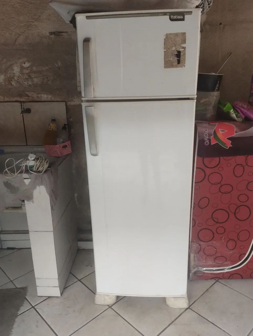 Geladeira Itatiaia (COM DEFEITO) - Foto 4