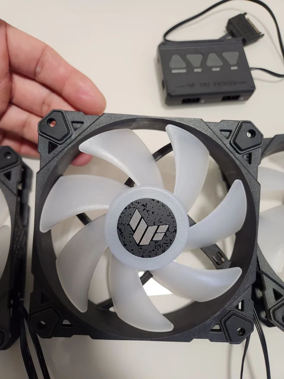 Ventoinha Asus Tuf TF120 argb - Foto 4