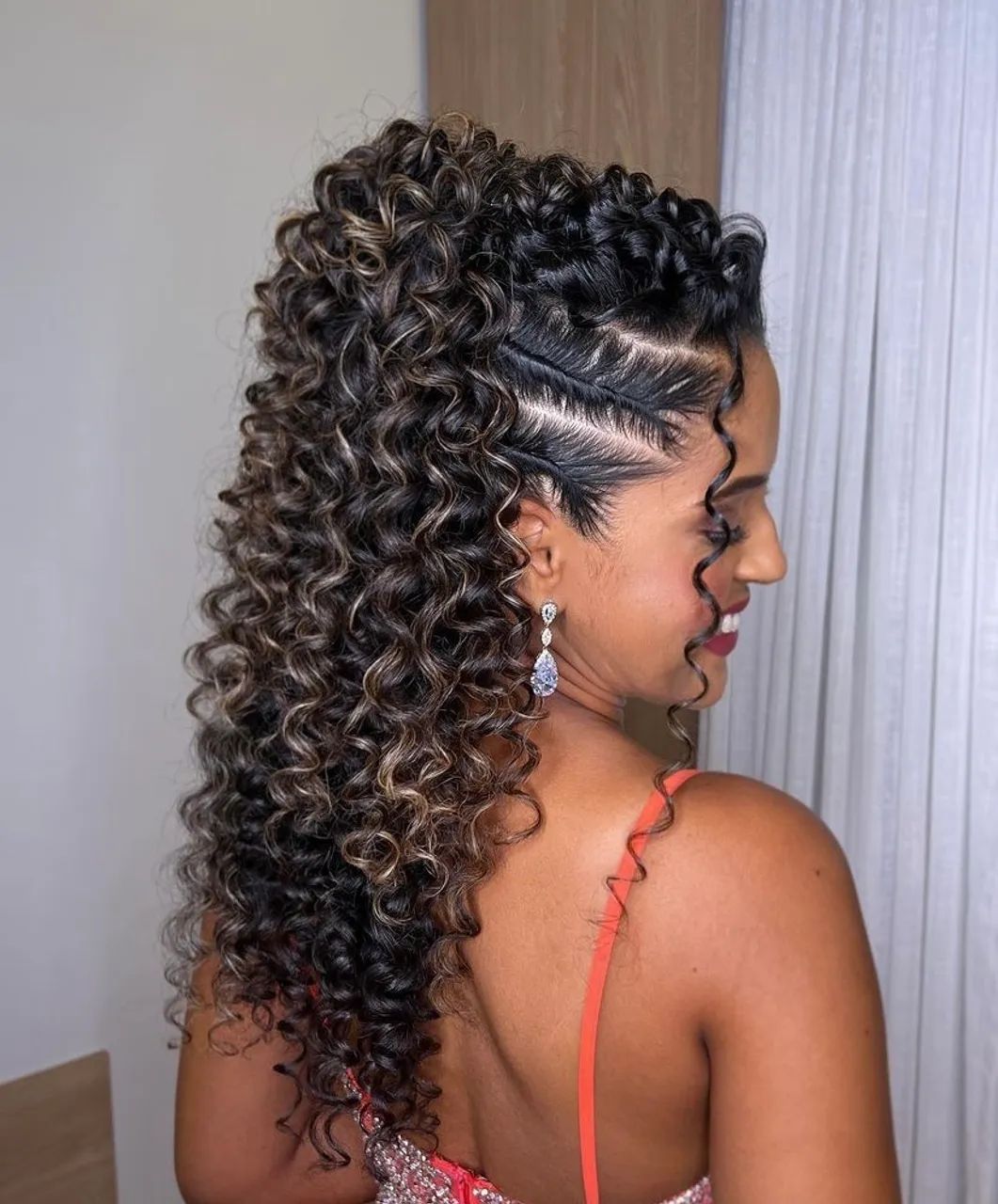 Maquiadora, Penteado em domicílio  - Foto 4