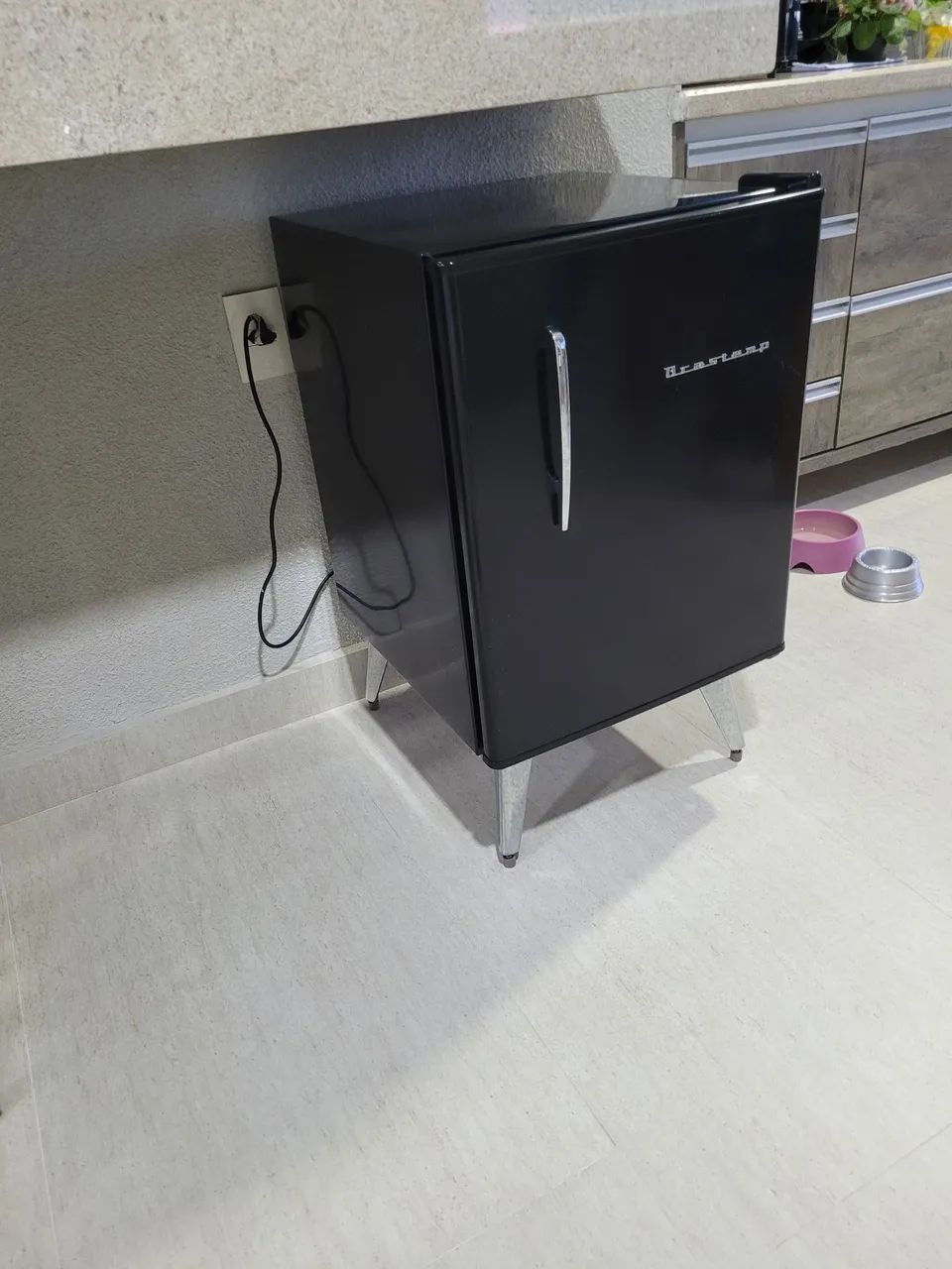 Vendo frigobar Brastemp  - Foto 3