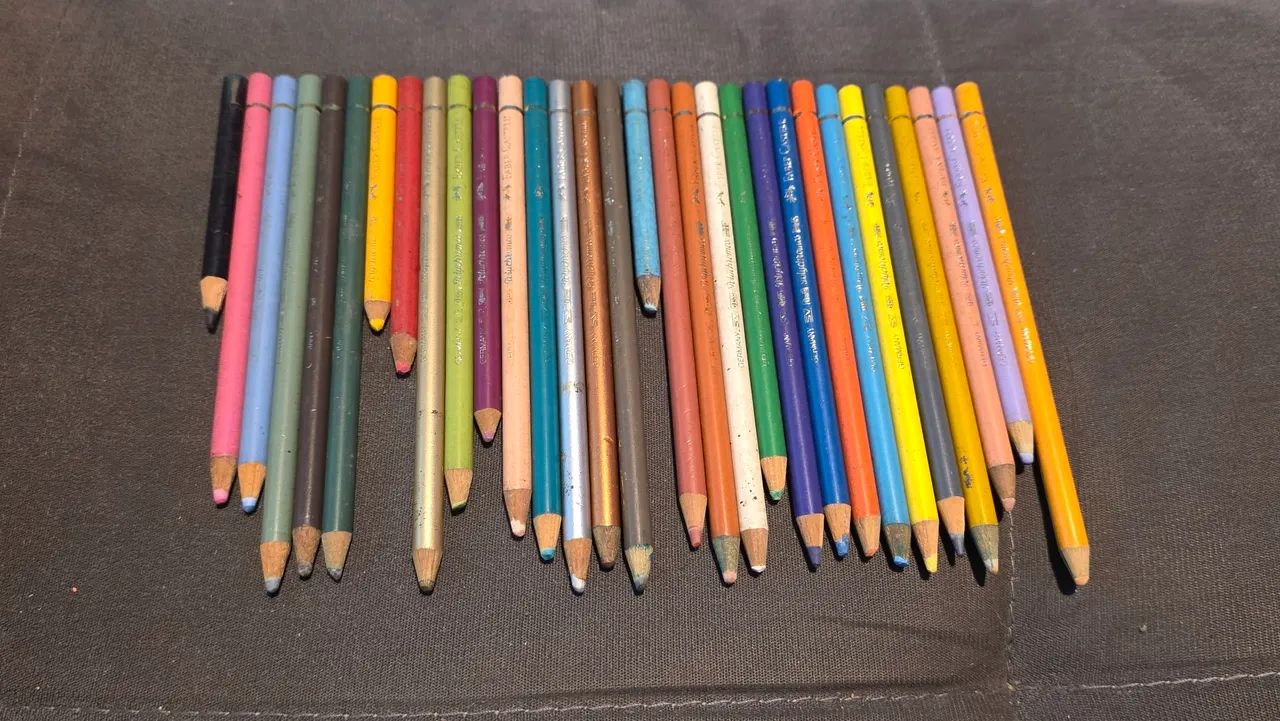Lápis de Cor Polychromos Faber-Castell  - Foto 4