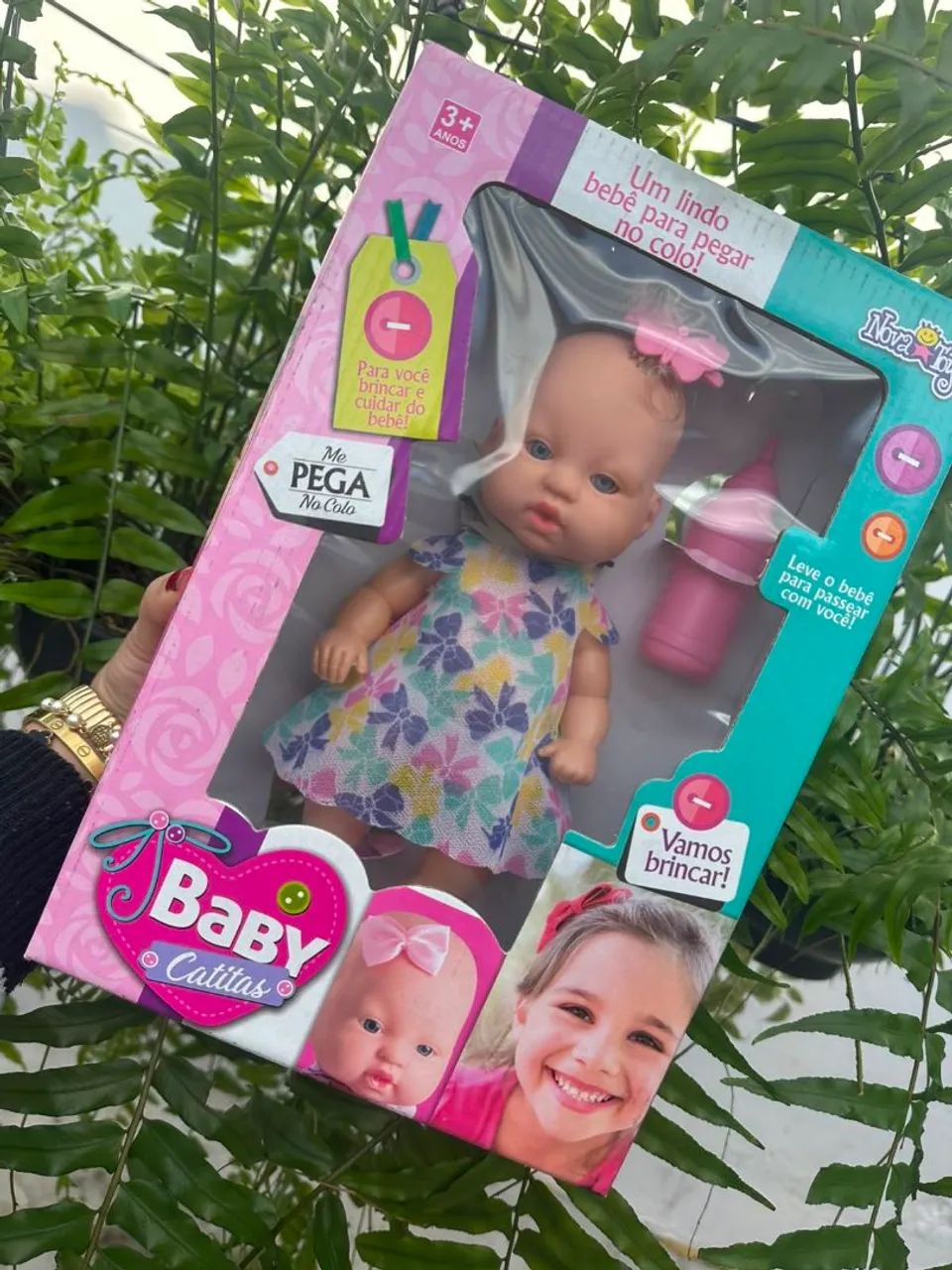 Boneca infantil baby catitas com mamadeira  - Foto 2