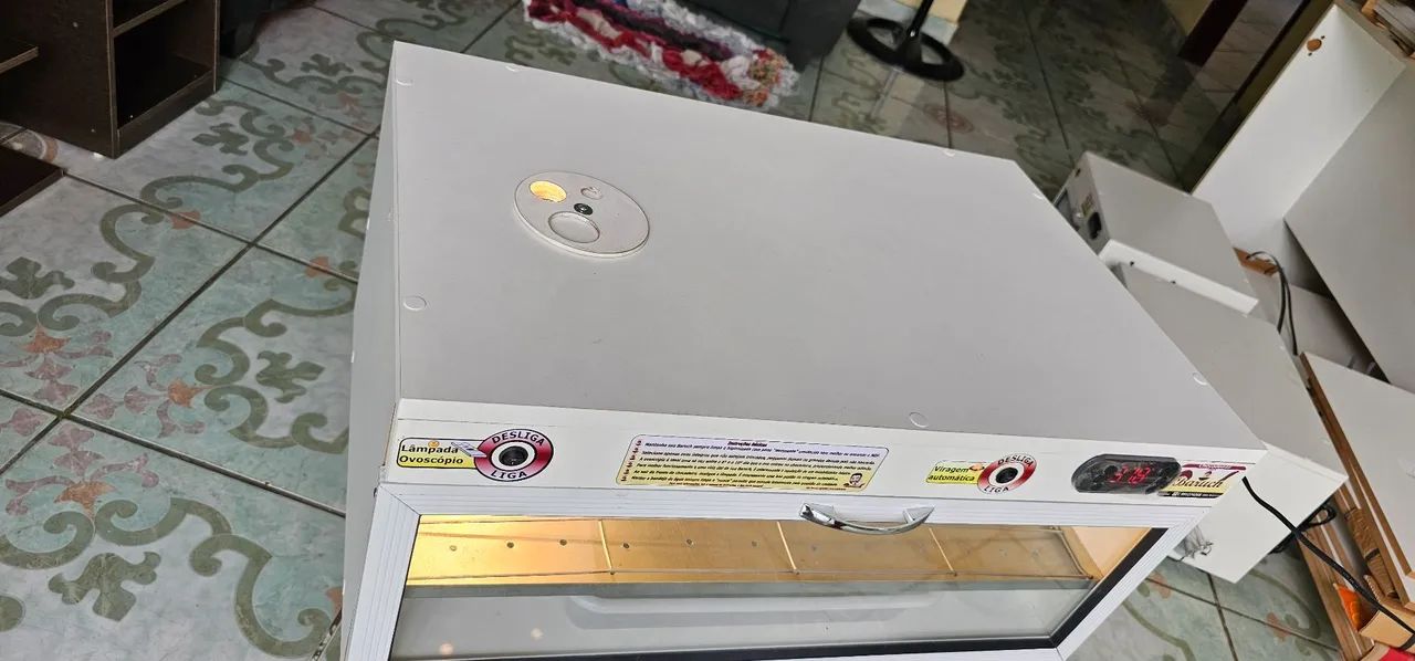 Chocadeira Baruch 72 ovos automática  - Foto 5