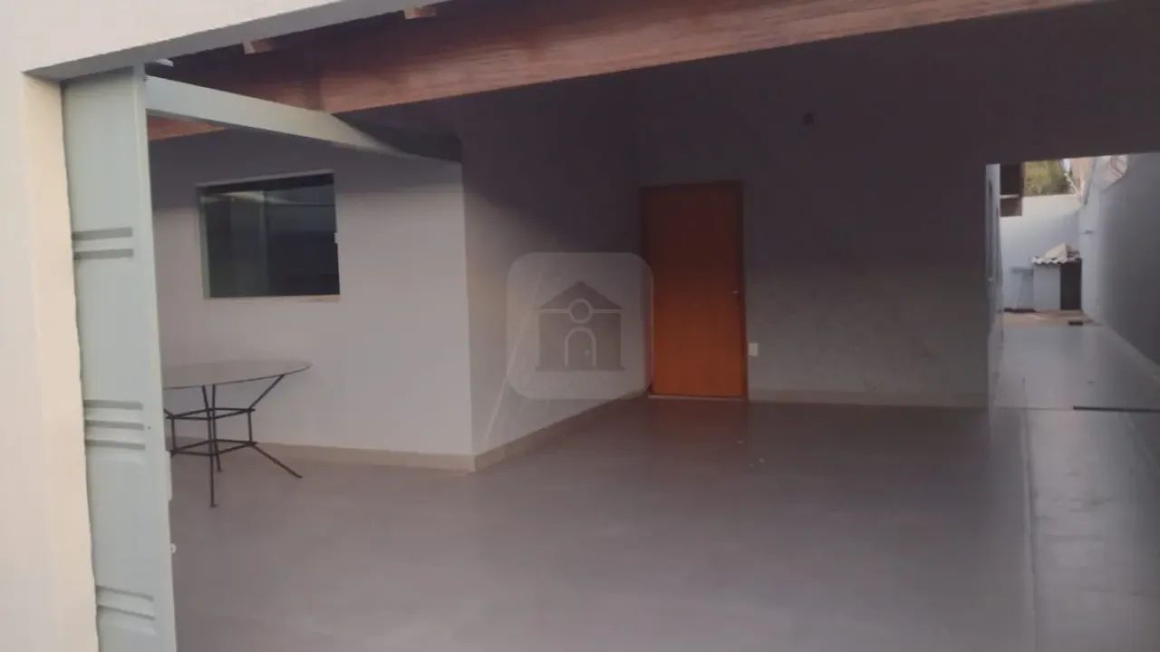 Casa Para Venda No Bairro Jardim Holanda