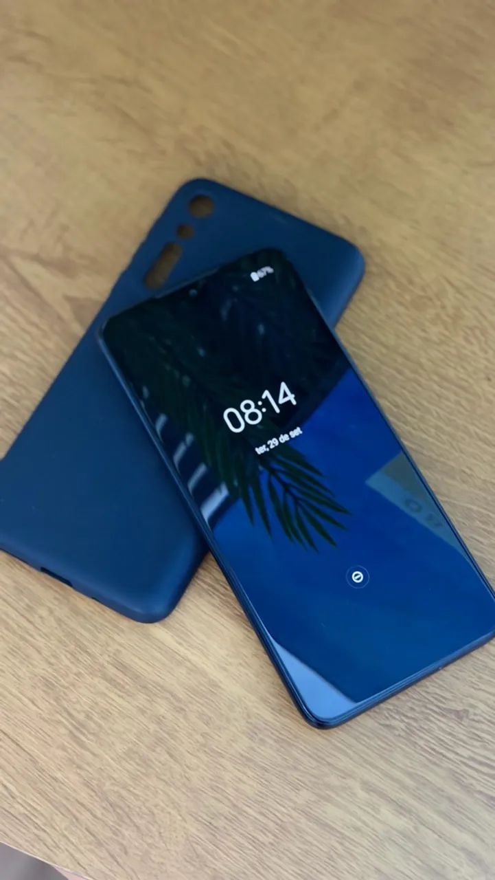 Moto g8 play