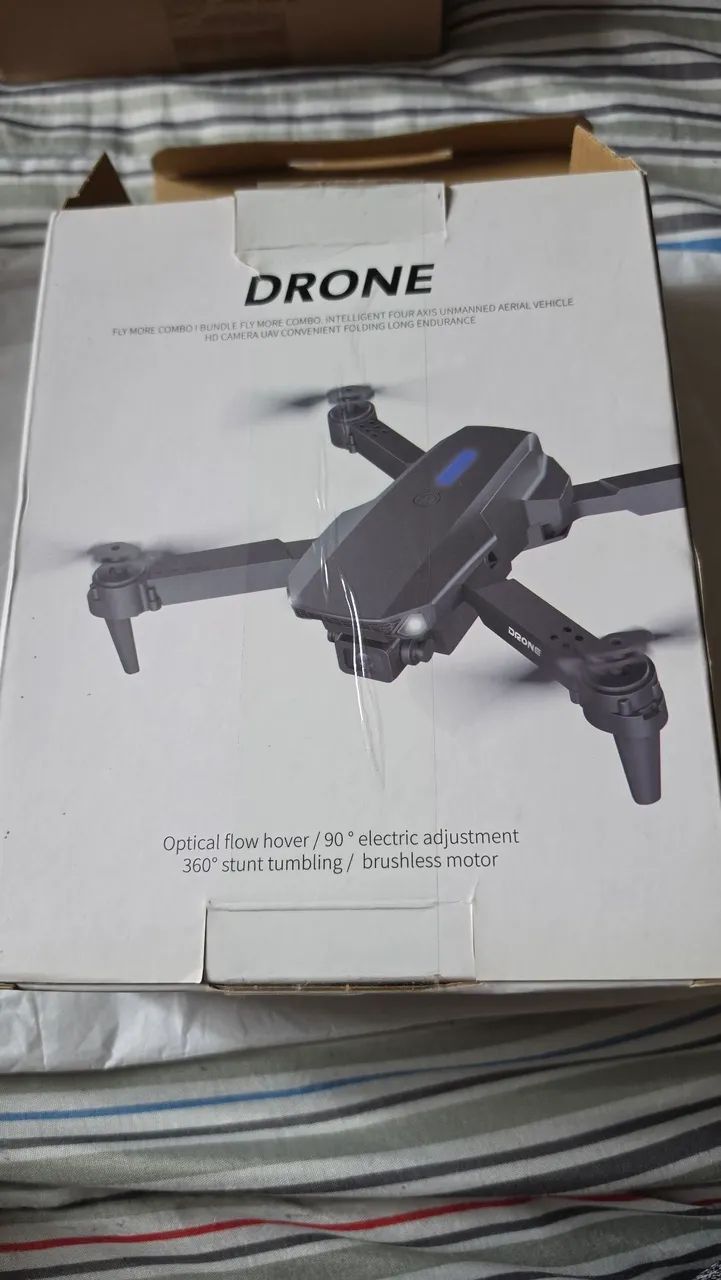 Dobrável RC Drone com Câmera HD SUCATA