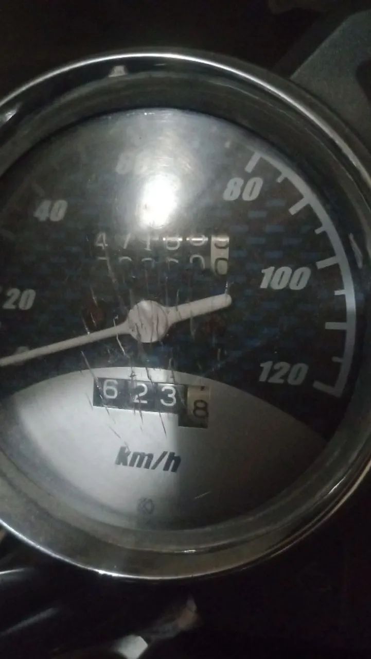 Suzuki 125cc 2015 - Foto 3
