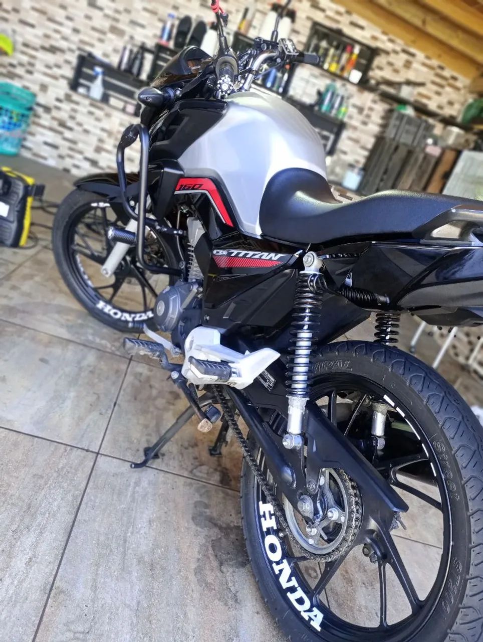 Vendo CG Titan 2023 - Foto 2