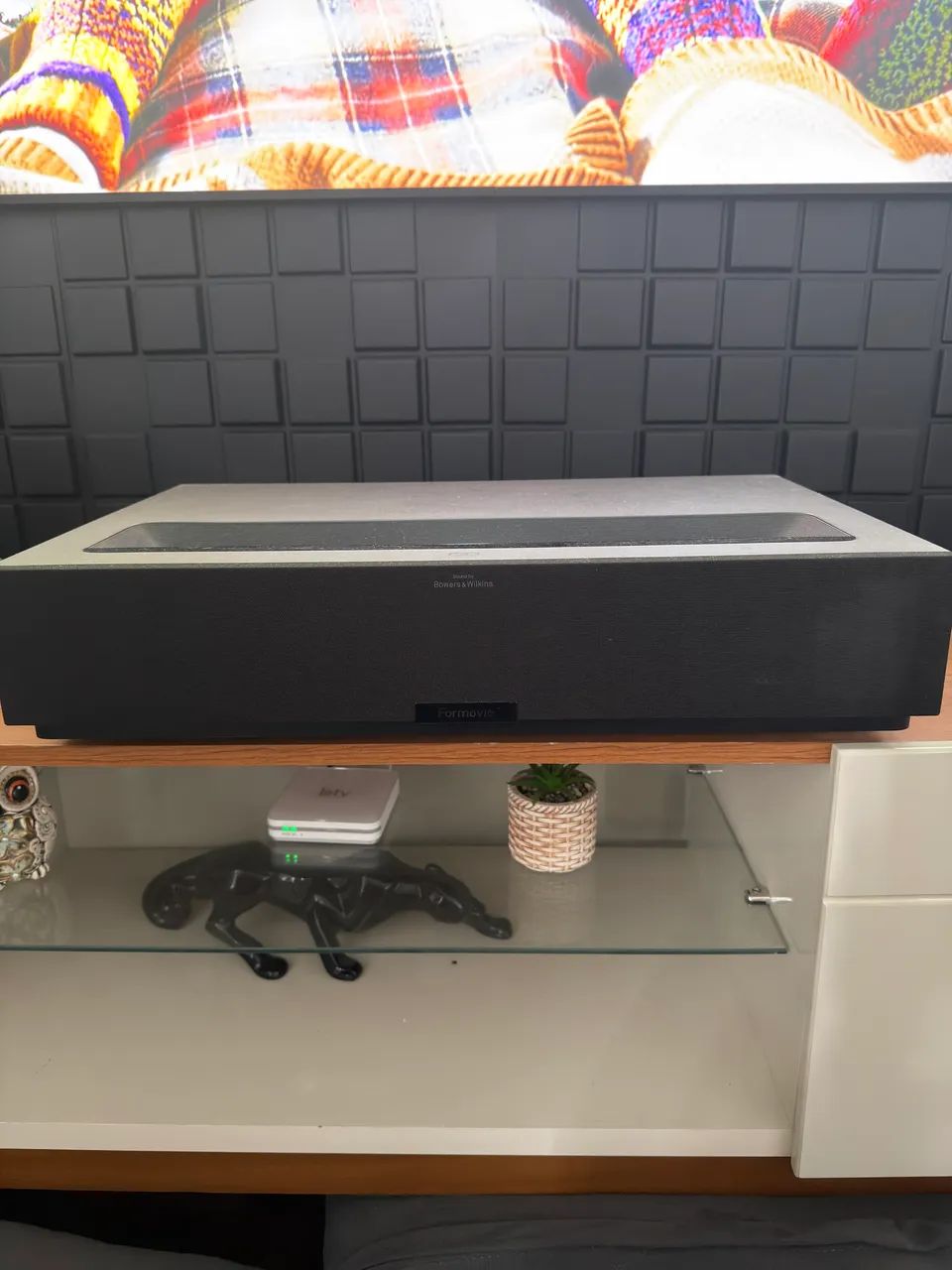 Projetor Formovie Theather + Tela ALr para preço para sair rápido . - Foto 2