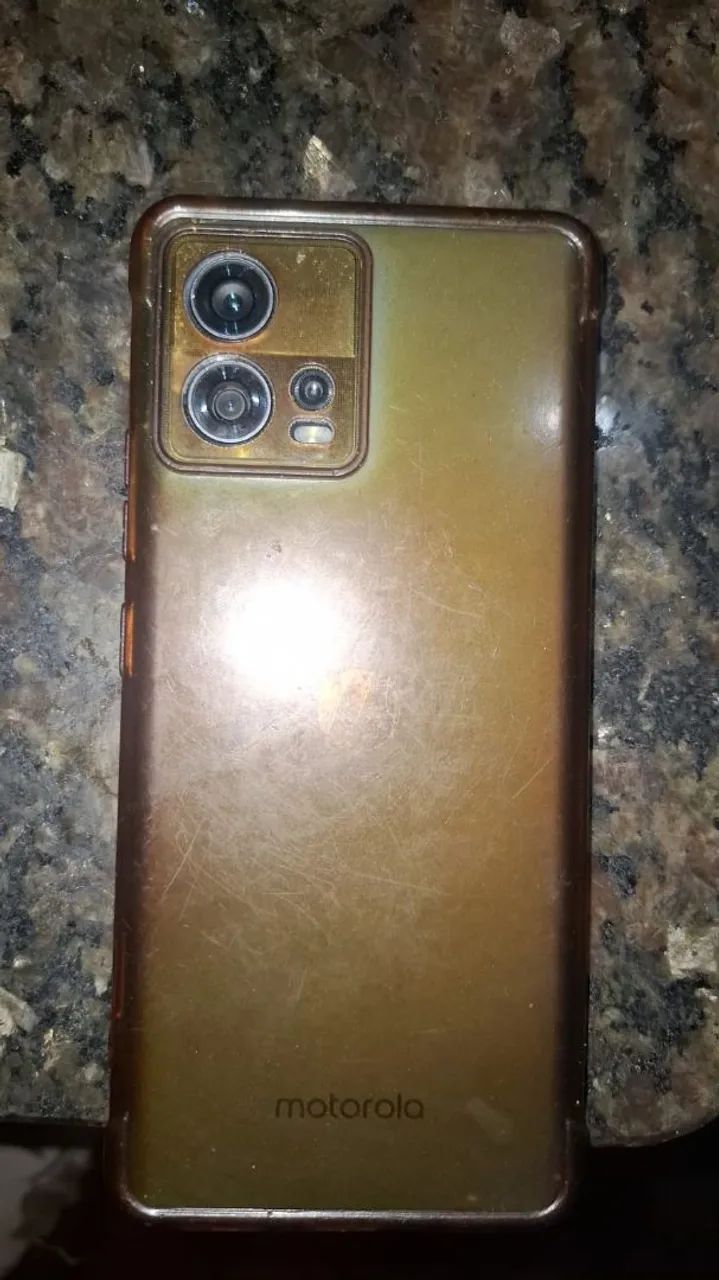 Vende se esse celular Edge 30 funsion 256gb - Foto 2