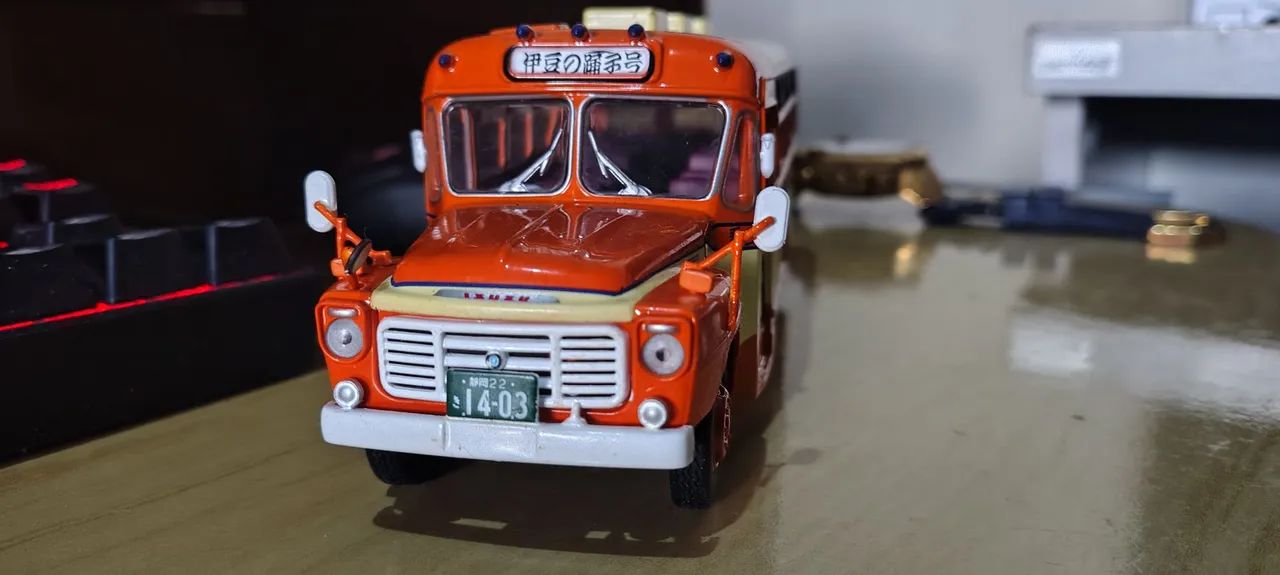 Miniaturas de ônibus escala 1/43 - Foto 5
