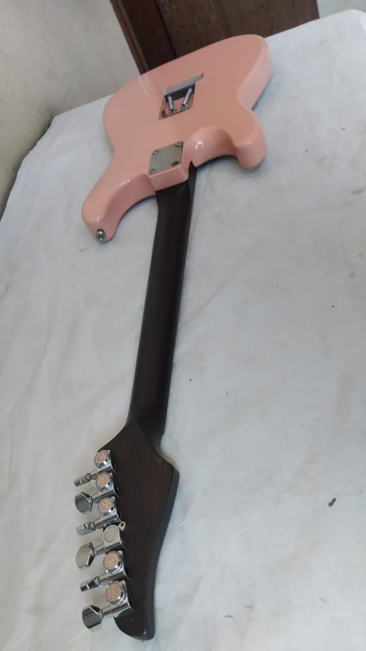 Guitarra Stratocaster - Foto 5