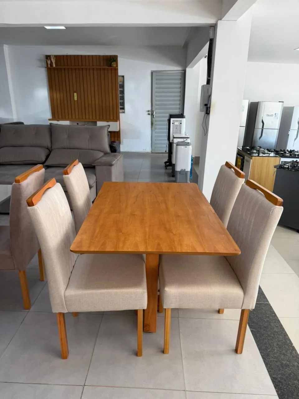  _*CONJUNTO DE MESA ÍRIS 4 LUGARES*_ ? Valor: R$ 1.575,00  - Foto 2