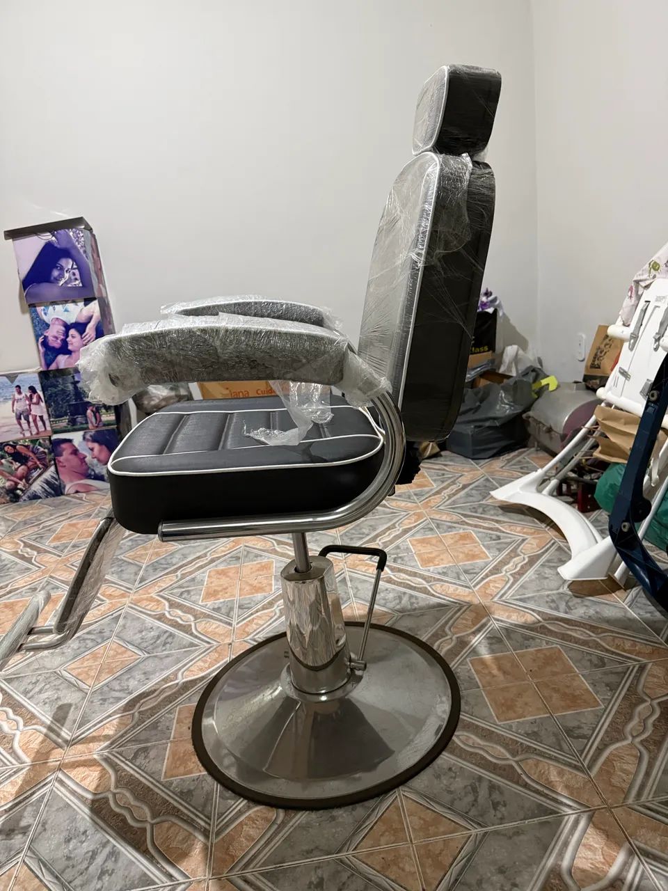 Cadeira de barbearia profissional / nova , nunca usada - Foto 4