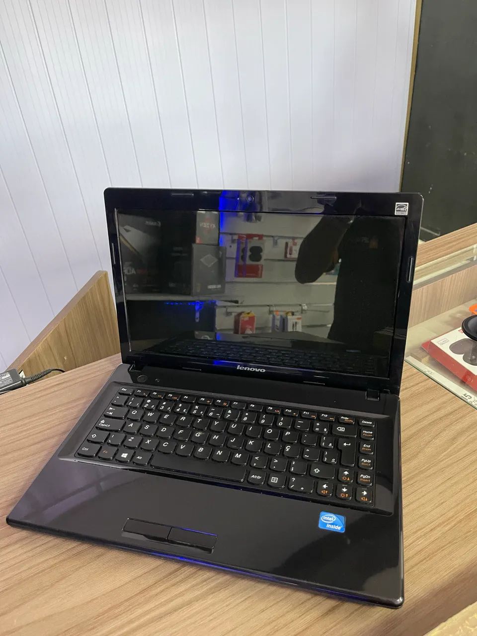 Notebook Lenovo  - Foto 2