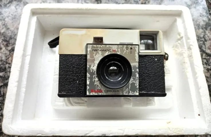 Camera Kodak Instamatic 25