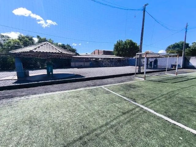 Centro Esportivo com AMPLO estacionamento próximo centro de Criciúma ACEITA parcelamento 