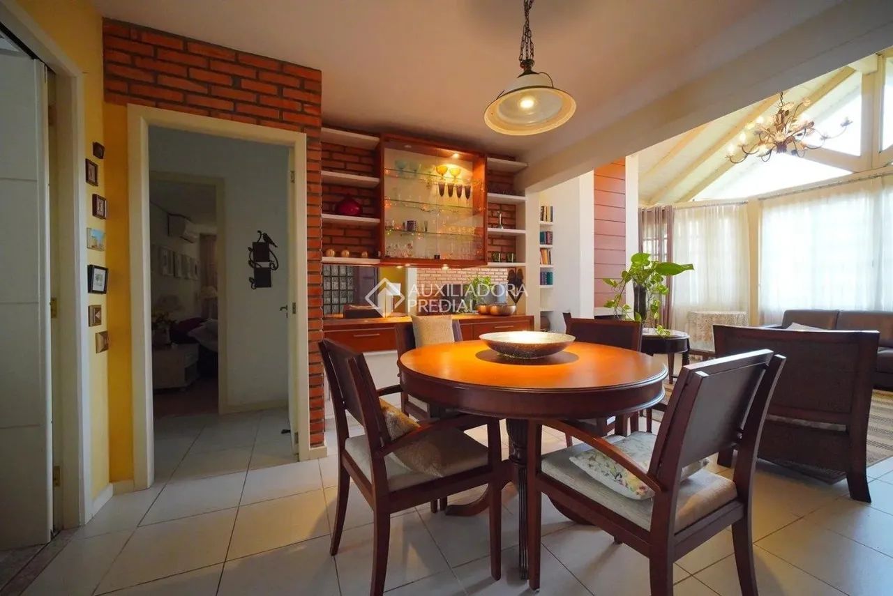 Casa para Alugar em Jurerê Internacional | Mobiliada, com Piscina e 3 Dormitórios - Foto 5