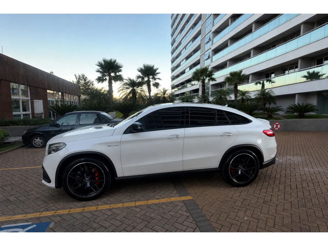 Mercedes-Benz GLE-63 AMG 4matic Coupe 5.5 V8 Aut. 2017