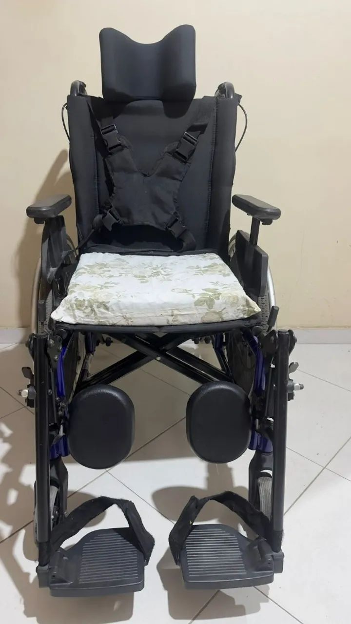 Cadeira de rodas reclinável - Foto 2