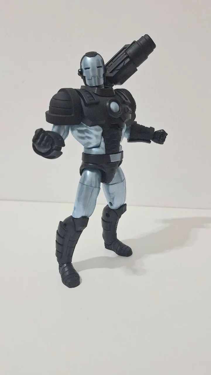 Marvel Legends Máquina de Combate