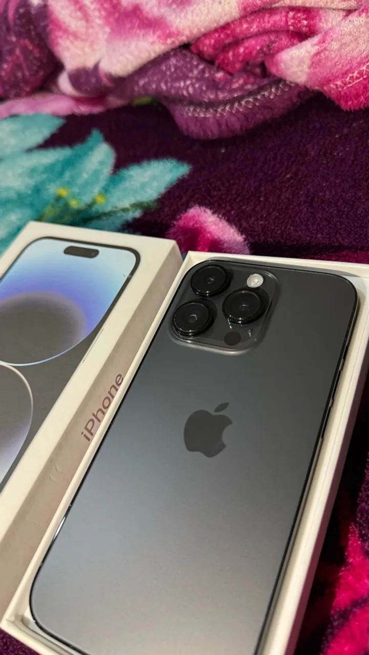 iPhone 14 Pro com caixa 