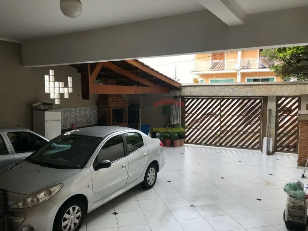 Casa com Piscina !! - Foto 3
