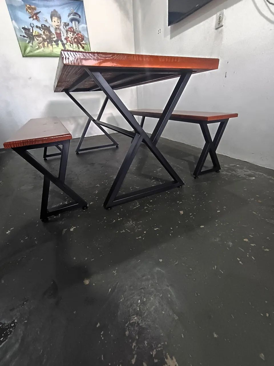 Conjunto de mesa estilo industrial  - Foto 2