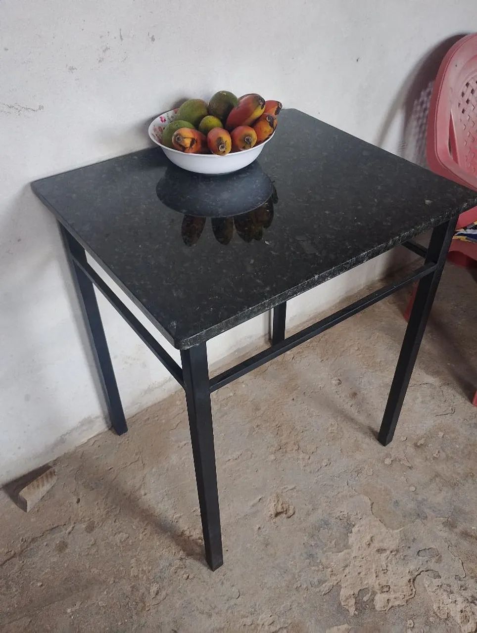 Mesa com pedra de mármore - Foto 2