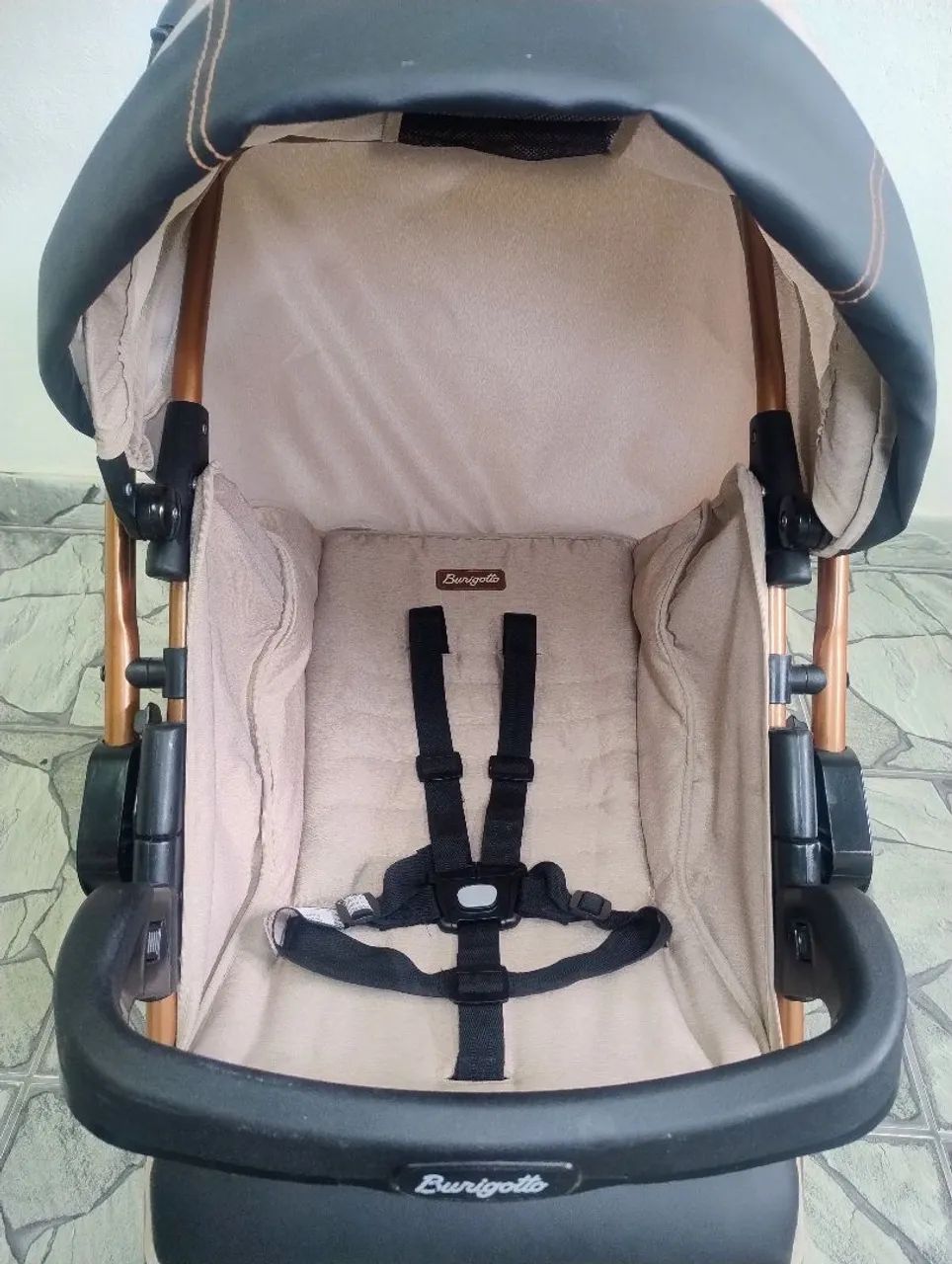 Carrinho de Bebê com Bebê Conforto Burigotto - Foto 2