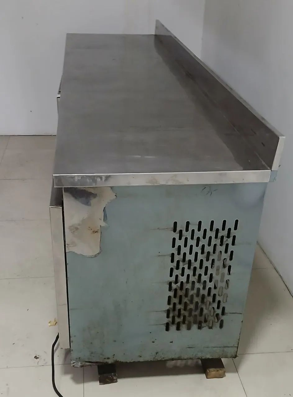 Balcão de Encosto Refrigerado Inox 2,50m - Foto 2