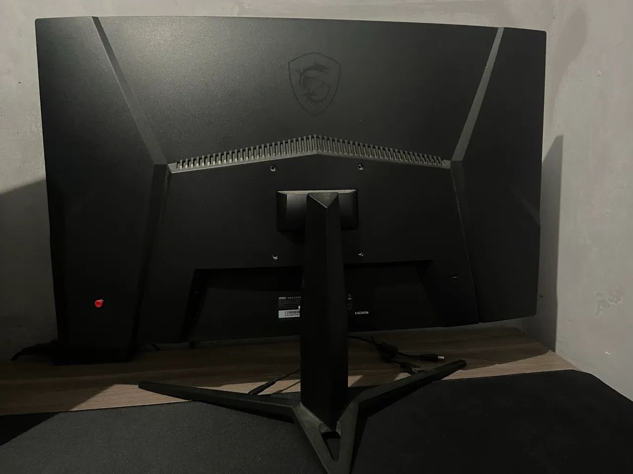 Monitor curvo MSI G27C4  - Foto 2