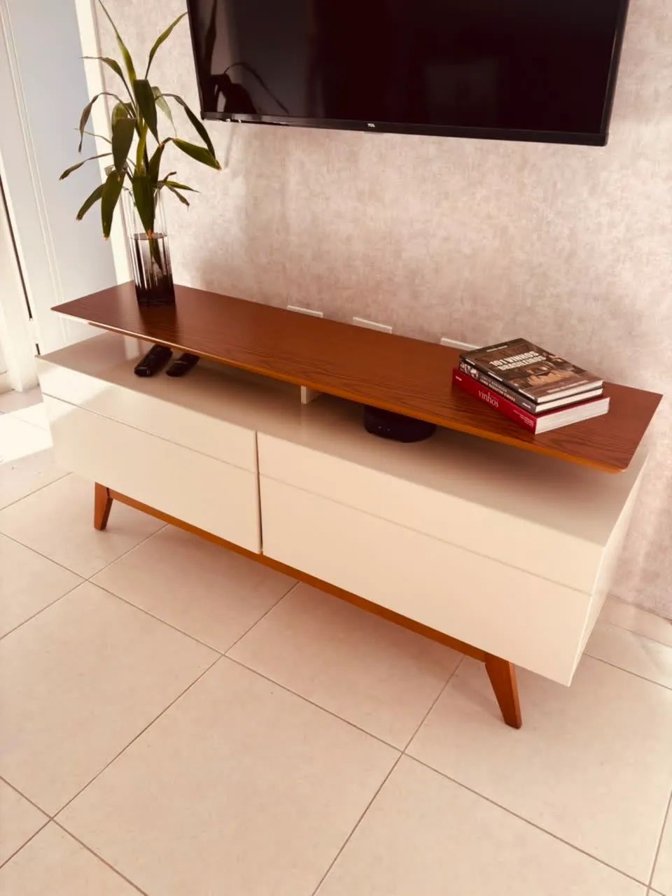 Rack amadeirado off white comprimento 1,46