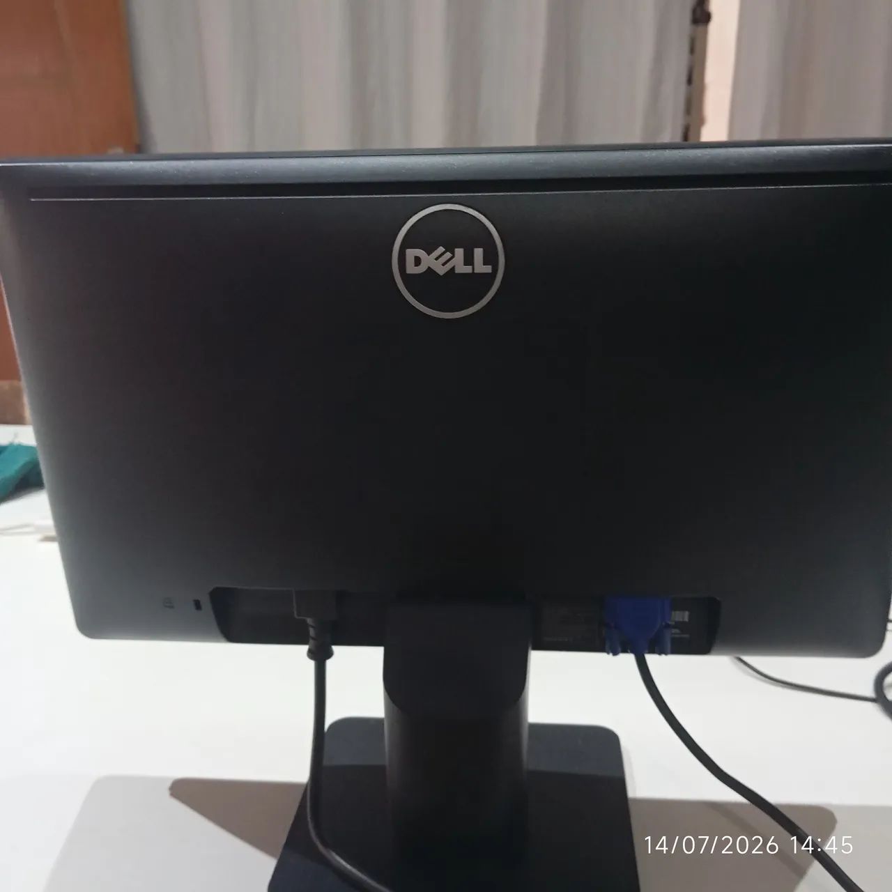 19 polegadas Dell ótimo estado com cabos  - Foto 2